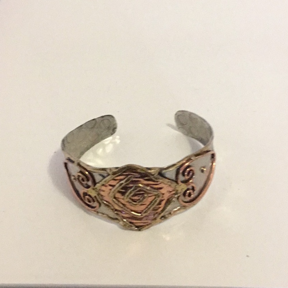 1 multi metallic bangle